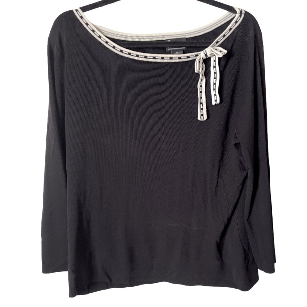 NY Collection Black Crewneck Top with Cream Neckline and Bow‎ XL